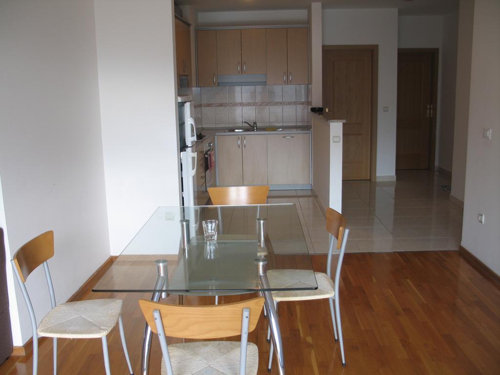 Apartment Tija Makarska Exteriör bild