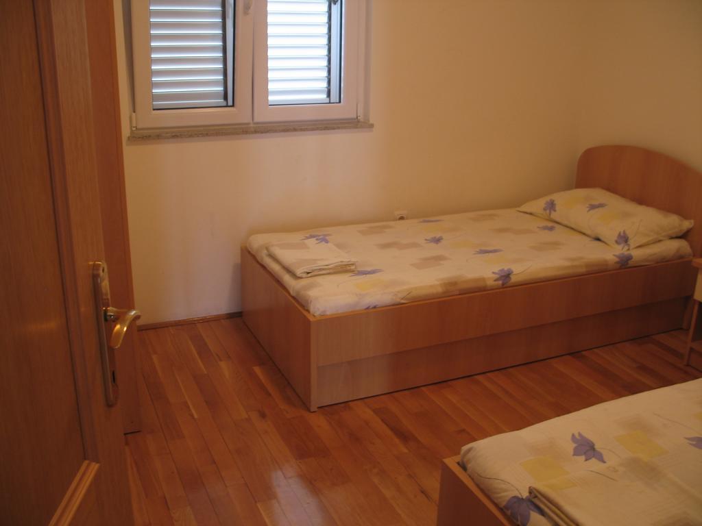 Apartment Tija Makarska Exteriör bild
