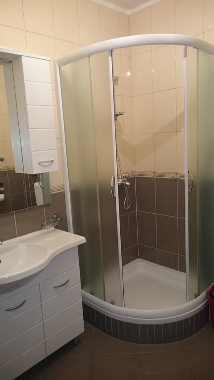 Apartment Tija Makarska Exteriör bild
