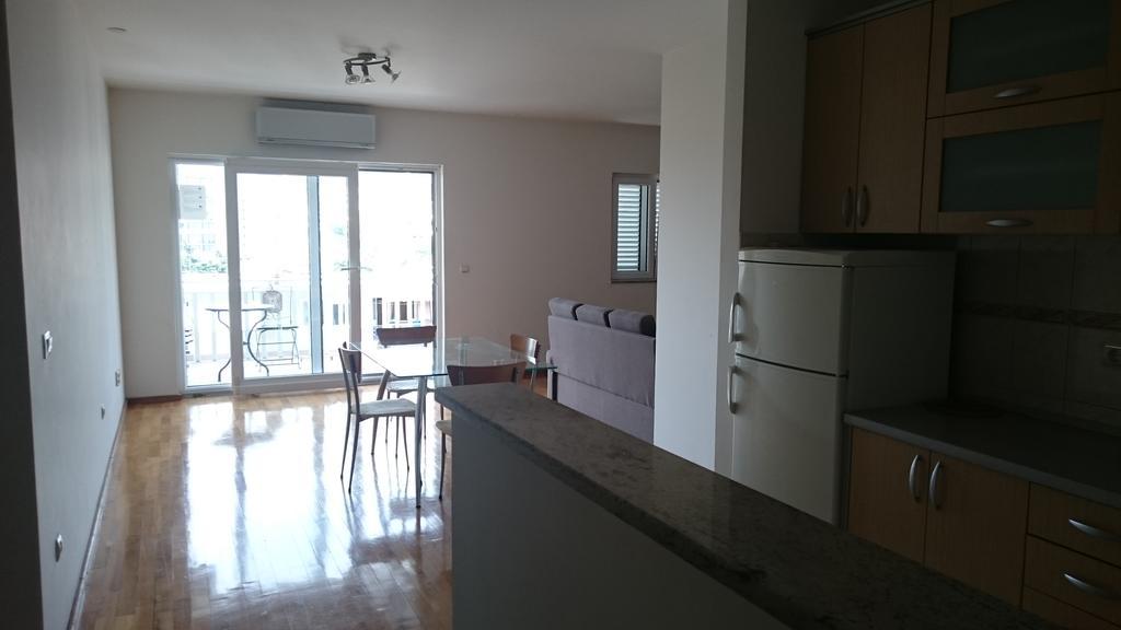 Apartment Tija Makarska Exteriör bild