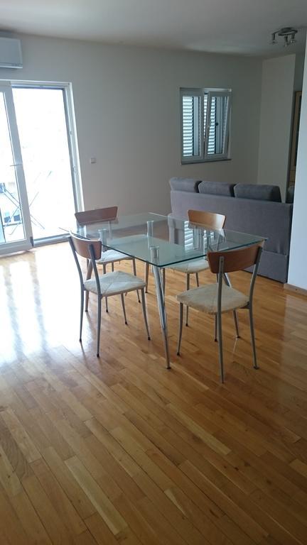 Apartment Tija Makarska Exteriör bild