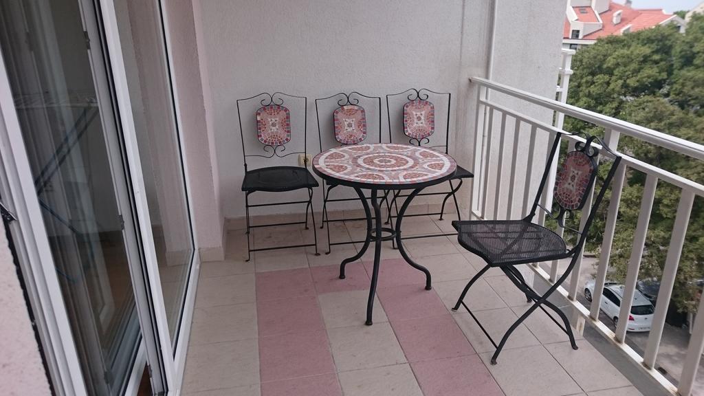 Apartment Tija Makarska Exteriör bild